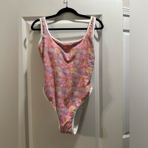 Lain Snow Ocean Isle Women's One Piece Palm Floral Violet Tiare Hawaii Lain Snow